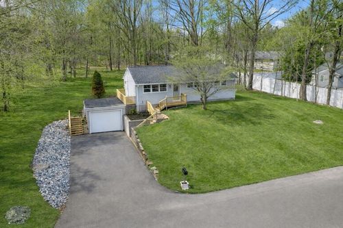 5 Karen Way, Rutland, MA, 01543-1708 | Card Image