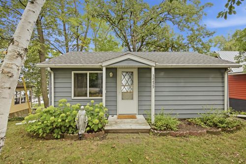 36429 Pelican Lake Rd, Avon, MN, 56310-4634 | Card Image