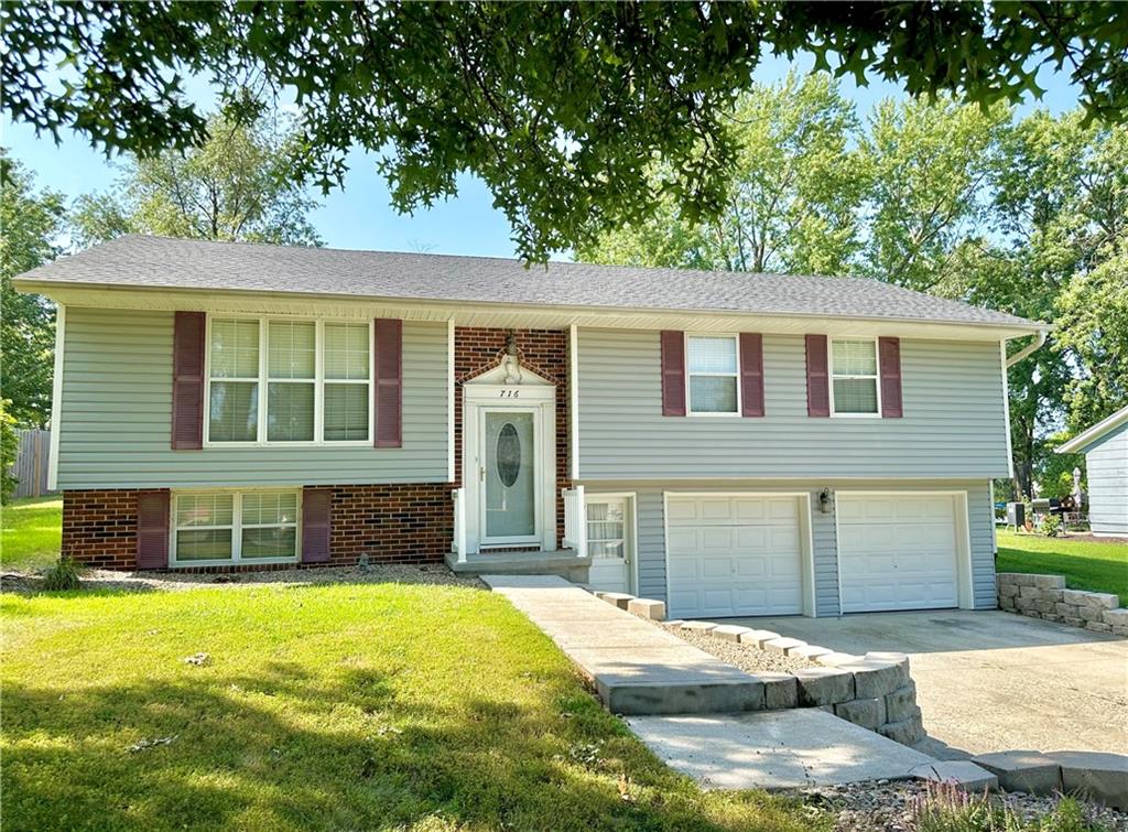 Highland Ave, Maryville, MO 64468