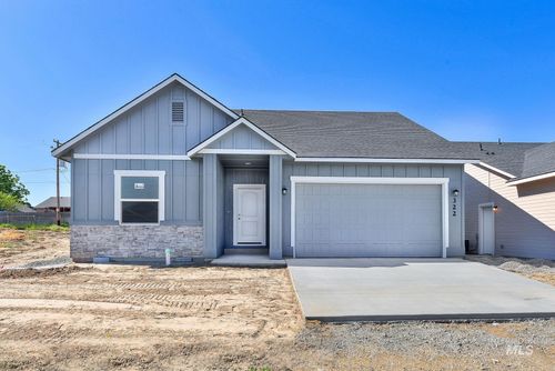 917 Sierra St, Vale, OR, 97918-1705 | Card Image