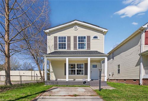 714 Fremont St, Norfolk, VA, 23504-2417 | Card Image