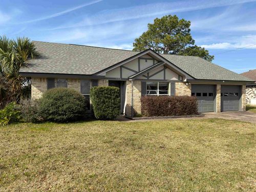 3164 Crest Dr, Port Neches, TX, 77651-5808 | Card Image