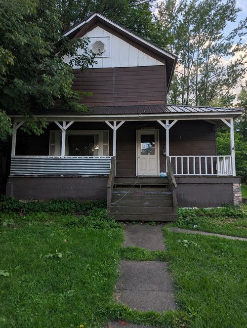 177 Broadway, Saranac Lake, NY, 12983 | Card Image
