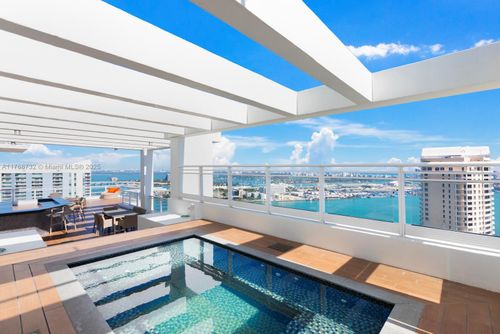 ph3403-900 Brickell Key Blvd, Miami, FL, 33131-3742 | Card Image