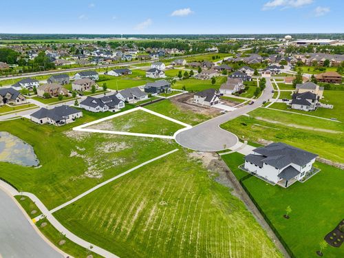 10212 Andrew Ln, Munster, IN, 46321-4236 | Card Image