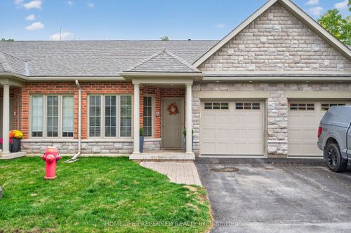13 Wingett Way, Lakefield, ON, K0L2H0 | Card Image