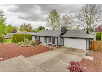 1610 Nw 27 Th Ave, House other with 3 bedrooms, 1 bathrooms and 2 parking in Camas WA | Image 3