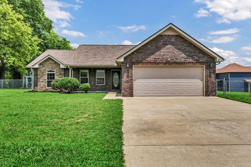 1453 Rustys Ln, Clarksville, TN, 37042-7050 | Card Image