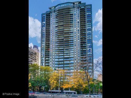 apt-17d-1040 N Lake Shore Dr, Chicago, IL, 60611-6165 | Card Image