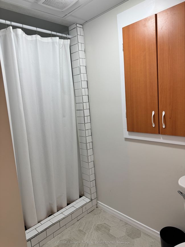 22 Roser Cres, House other with 3 bedrooms, 1 bathrooms and 1 parking in Bowmanville ON | Image 7