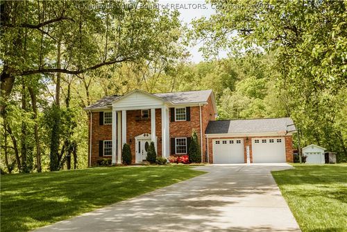 4 Sheridan Dr, Saint Albans, WV, 25177-2712 | Card Image