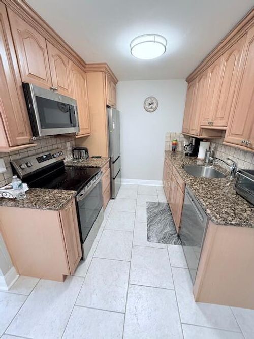 310 Grantham A, Deerfield Beach, FL, 33442-3467 | Card Image