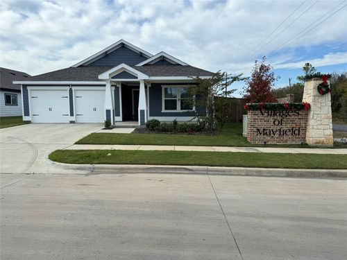 633 Quail Meadows Dr, Cleburne, TX, 76031-5270 | Card Image