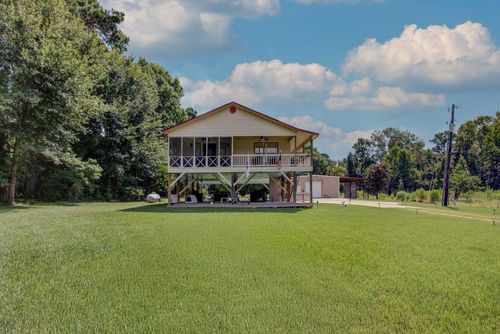 233 S Bailey St, Trinity, TX, 75862-9178 | Card Image