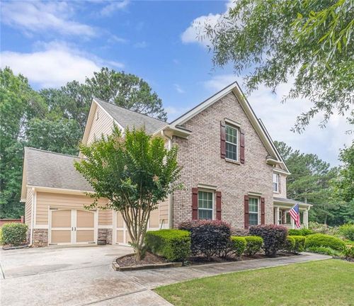 2504 Lois Ct, Loganville, GA, 30052-9040 | Card Image