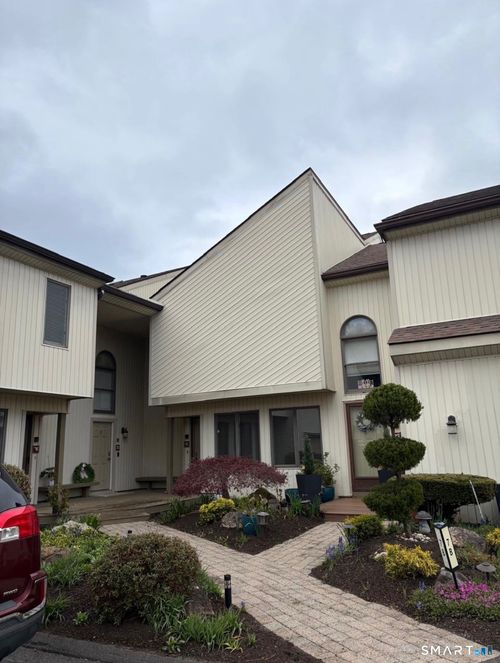 7c-12 Spindle Hill Rd, Wolcott, CT, 06716-1743 | Card Image