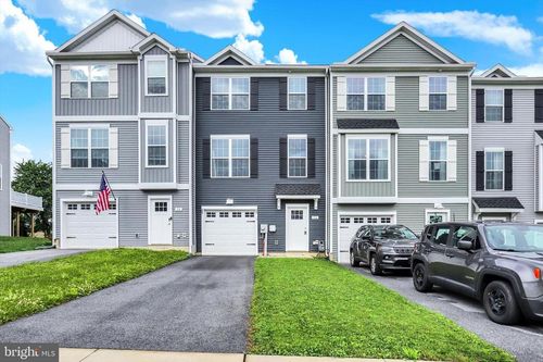 36 Coop Ln, HANOVER, PA, 17331-9852 | Card Image