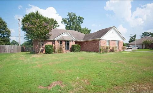 1560 Marlise Drive, Conway, AR, 72034 | Card Image