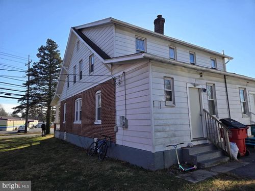 17334 Virginia Ave, HAGERSTOWN, MD, 21740-7603 | Card Image