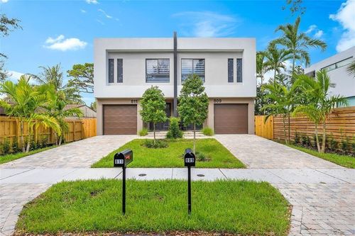 811 Sw 10th Ter, Fort Lauderdale, FL, 33315-1129 | Card Image