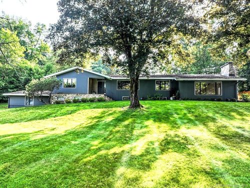 10 Fernbrook Dr, Brookfield, CT, 06804-3122 | Card Image