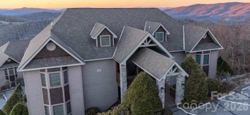 unit-17d-143 Wildflower Rdg, Sugar Mountain, NC, 28604-6894 | Card Image