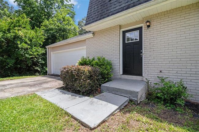 120 Cainwood Ct E, House other with 6 bedrooms, 3 bathrooms and 1 parking in Atlanta GA | Image 4