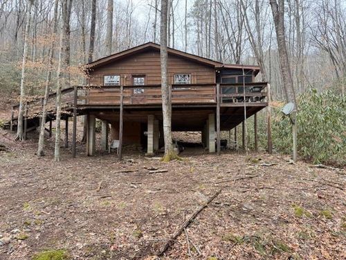 604 Bonny Brae Ln, Andrews, NC, 28901-9284 | Card Image