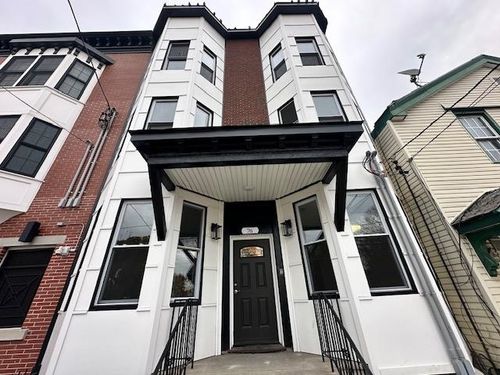 apt-1-76 Manhattan Ave, Jersey City, NJ, 07307-3022 | Card Image