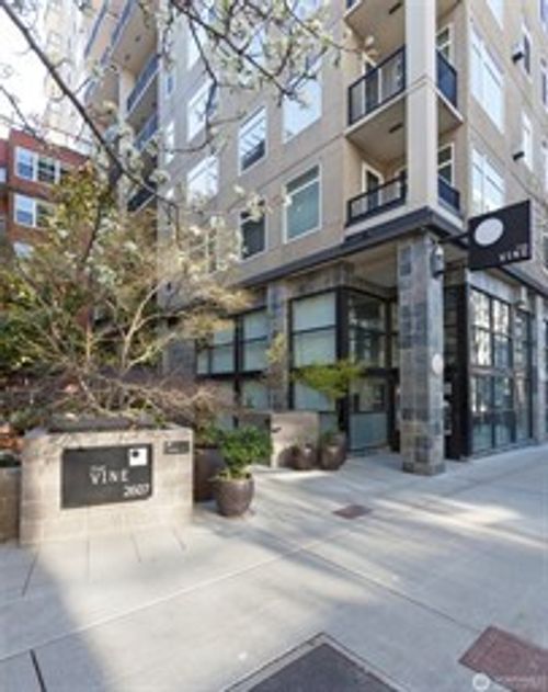1003-2607 Western Ave, Seattle, WA, 98121-1385 | Card Image