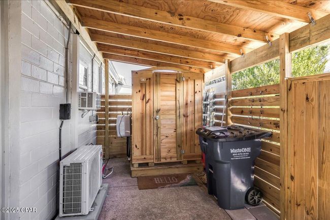 29-4 Parker Ave, House attached with 2 bedrooms, 1 bathrooms and null parking in Lanark Village FL | Image 5