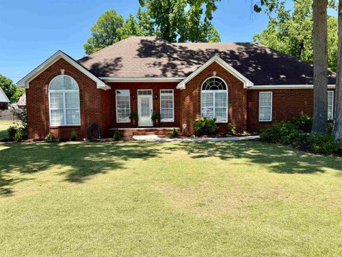 690 Brandon Dr, Muscle Shoals, AL, 35661 | Card Image