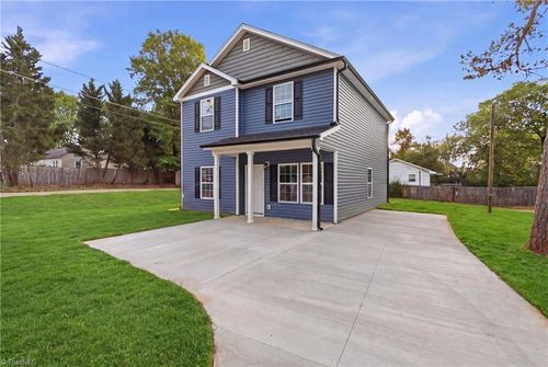 613 Franklin Blvd, Greensboro, NC, 27401-4545 | Card Image