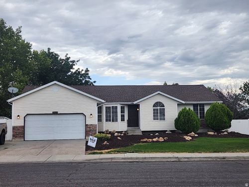 5914 W Valley Pointe Dr, West Valley City, UT, 84128-3990 | Card Image