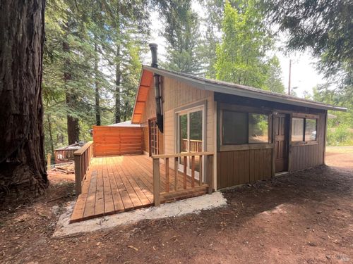 19085 Shady Dr, Guerneville, CA, 95446-9300 | Card Image