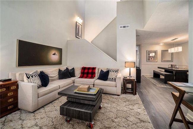 802 Cedar Chase Cir Ne, Townhouse with 2 bedrooms, 3 bathrooms and 2 parking in Atlanta GA | Image 7