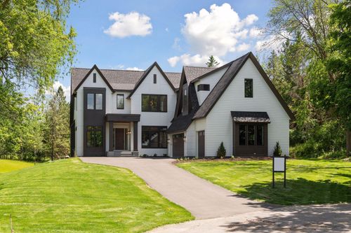 2700 White Oak Cir, Orono, MN, 55356-9747 | Card Image