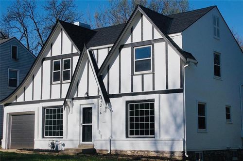 7316 Charlotte St, Kansas City, MO, 64131-1645 | Card Image