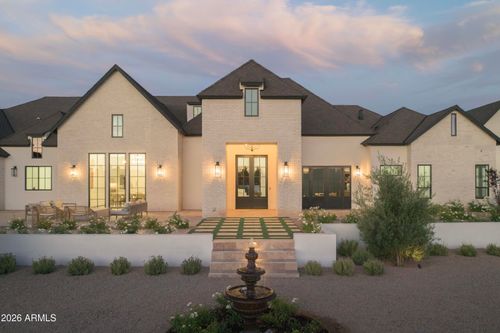 10229 N 64th St, Paradise Valley, AZ, 85253-1240 | Card Image