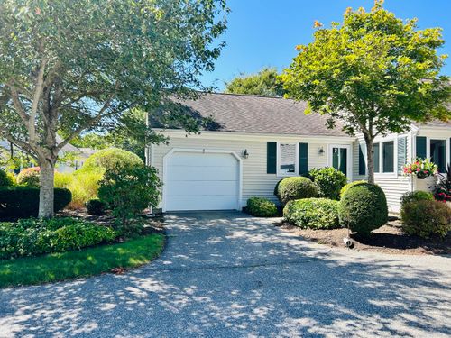 6 Masters Ct, Mashpee, MA, 02649-2879 | Card Image