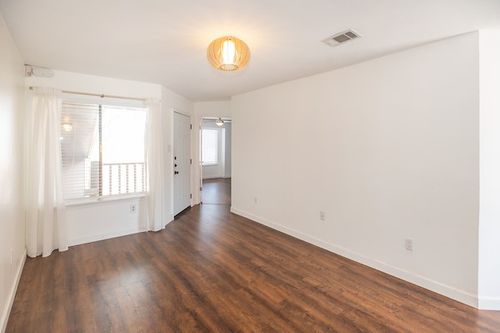 128-1740 Timber Ridge Rd, Austin, TX, 78741-5573 | Card Image