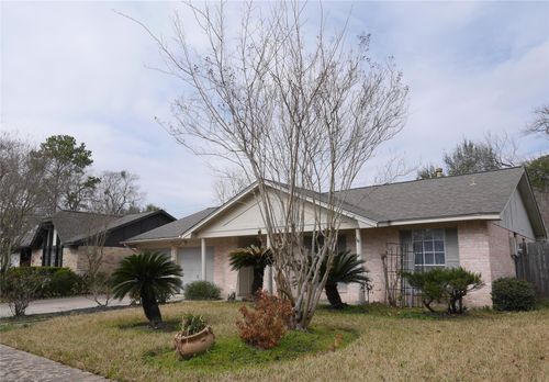 13542 Fernhill Dr, Sugar Land, TX, 77498-2360 | Card Image