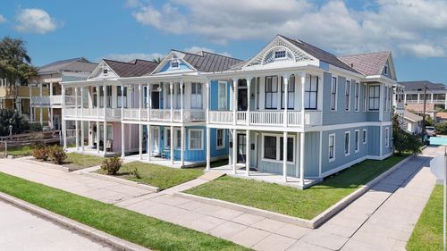 1602 Avenue L, Galveston, TX, 77550-6022 | Card Image