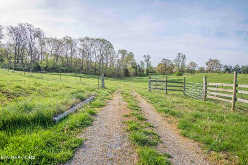 Lot 3 Richland Rd, Mascot, TN, 37806-1111 | Card Image