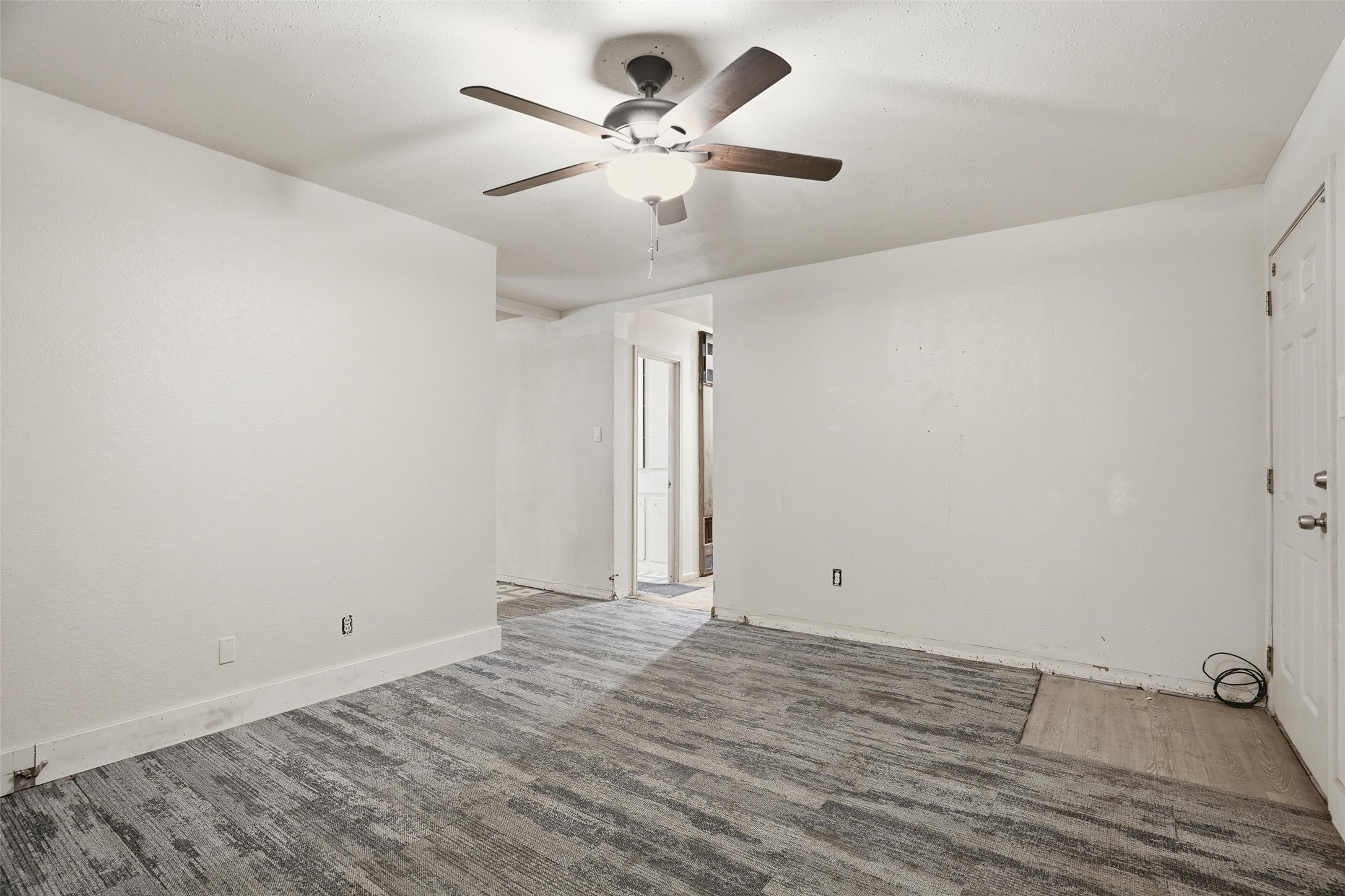 Residential in Forest Hill 4