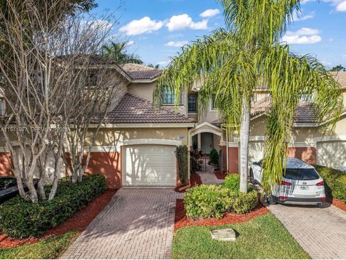 3889-3889 Tree Top Dr, Weston, FL, 33332-2140 | Card Image