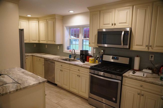 12 Ronsue Dr, House other with 3 bedrooms, 2 bathrooms and null parking in Wappingers Falls NY | Image 5