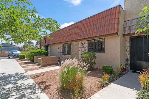 4000 Visby Ln, Las Vegas, NV, 89119-7182 | Card Image