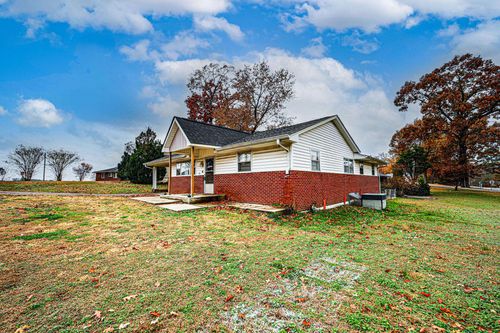 3521 Oakwood Blvd, Sheffield, AL, 35660-1545 | Card Image