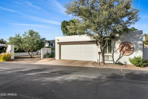 4822 E Earll Dr, Phoenix, AZ, 85018-6555 | Card Image